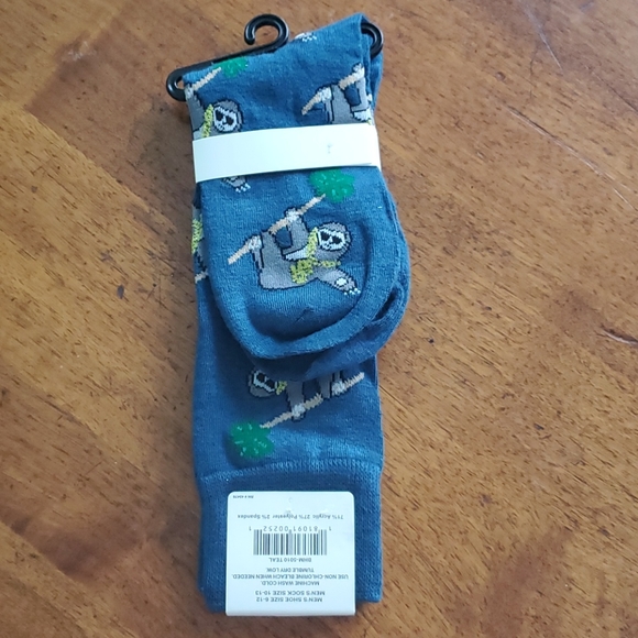 Beverly Hills Polo Club Sloth Print Socks - Picture 7 of 10